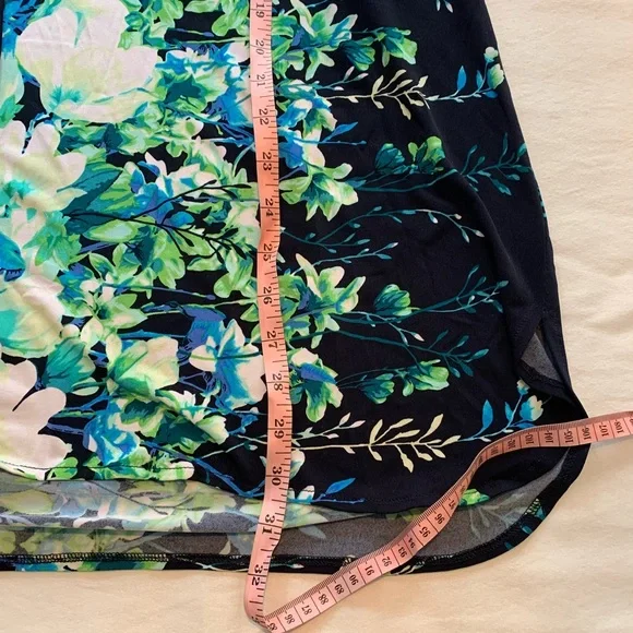 TanJay Plus Black and Multicolor top - Picture 6 of 10